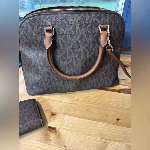 ***SOLD*** - Picture 2 of 7